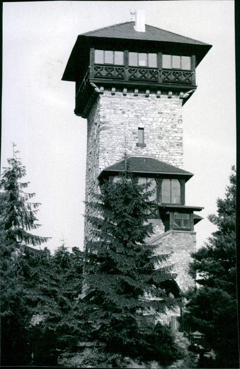 MBURG YEARS AGO WIDE UGLY FOUNDATION STONE LAID TARPAUL - Vintage Photograph