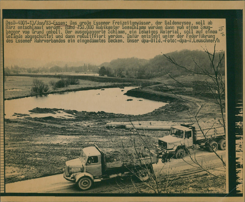 AROUND CUBIC METERS SEA MUD ARE BROUGHT YON SUC - Vintage Photograph