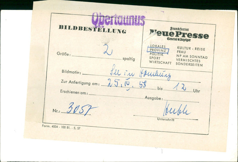 CASTLE OBERTATIFUS PICTURES IN FRANKFURTER PLEUE PRESS GENERAL ANZEIGER - Vintage Photograph