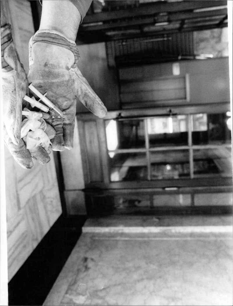 RAUSCHGIFT FRANKFURT SYRINGE FOTOPRODUCTION WITTELSBAC FILM - Vintage Photograph
