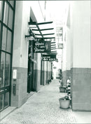 ROMERBE OSTZEILE ROMES STUDIO ARE DECO COEIN ROM FILM - Vintage Photograph