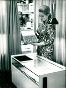 CRIMEA RAUB JUWE LENROUBO JEWELLER PUSCHNER MURDER ERIKA KRU - Vintage Photograph