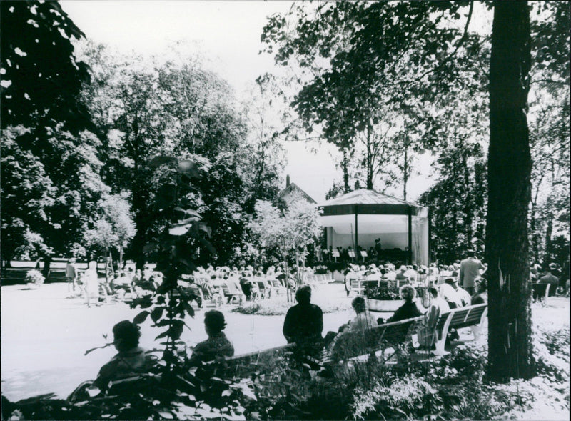 STEBEN KURPLATZ NEW MUSIC PAVILION FRANKEN TAATL SPA MANAGEMENT BAD STE - Vintage Photograph