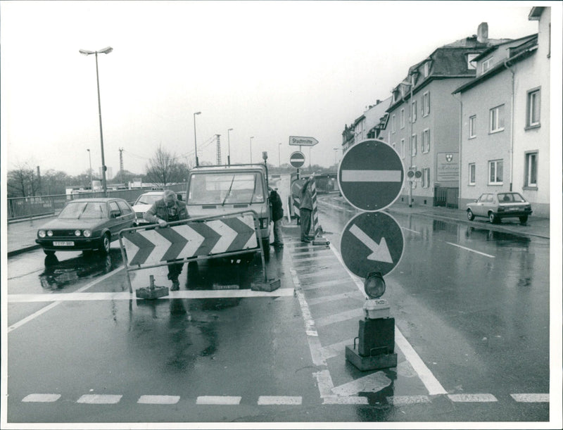 BRAKE MAYBACHBRUCKE FILM DIRECTED - Vintage Photograph