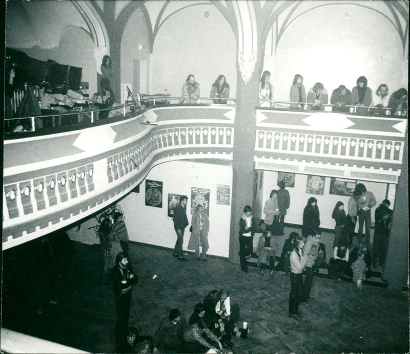 HEADING APOTHECARY GARDEN FLOWERS PLANTS NAUDLUNG MUSIC HALL WIESBADEN MARC - Vintage Photograph