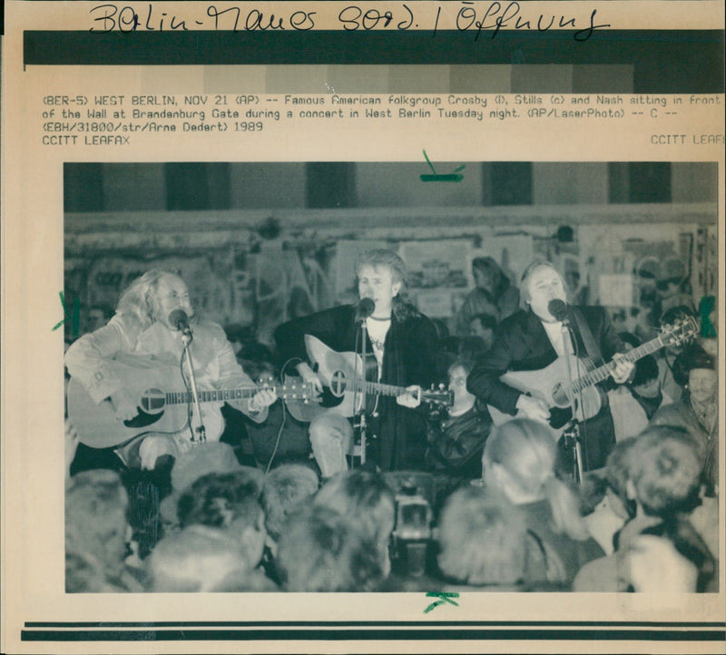 1989 WALL GREN NENTE POLITICIAN KUNSTL FAMOUS CONCERT AMERICAN - Vintage Photograph