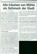 1987 MUSIC HALL BAD VILBEL JEWELERY STUDY CIT - Vintage Photograph