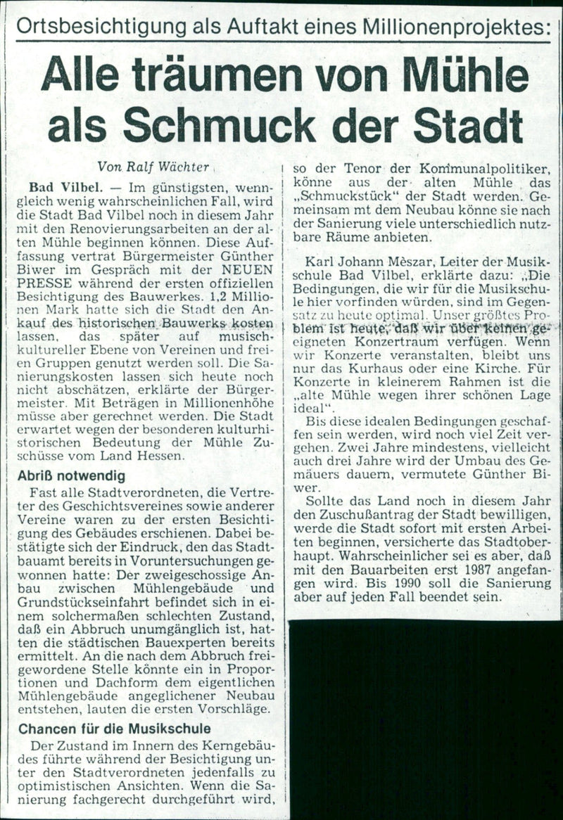 1987 MUSIC HALL BAD VILBEL JEWELERY STUDY CIT - Vintage Photograph