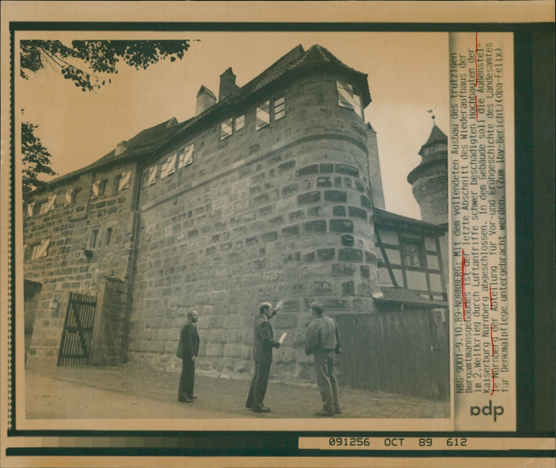 DIFFERENT KAISERBURG NURNBERG DAMAGED AIR ATTACKS WWII - Vintage Photograph