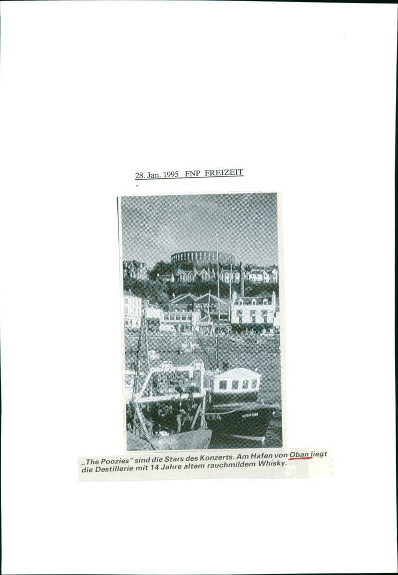 1995 NHEO FNP FREEZEIT REN POOZIES ARE STARS CONCERT - Vintage Photograph