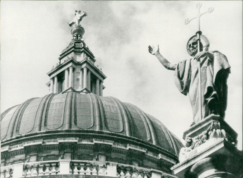 1981 WESTMINSTER ABBEY PAULS CATHEDRALE AUDERE PRINCE CHARLES LADY PRESS DIANA - Vintage Photograph