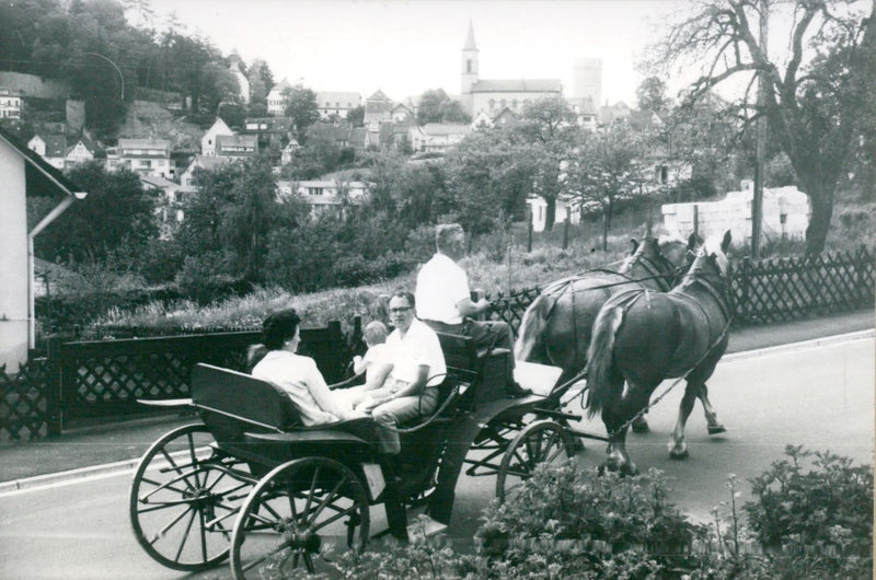 INDENFELS CAULIC UNTIL OCLOCK FNP LANDSEITE SIGNATURE FRANKFURTER PRESS - Vintage Photograph