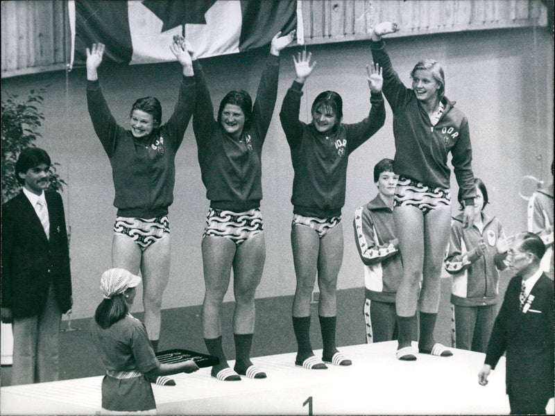 Olympic Summer Games Montreal 1976, layer relay - Vintage Photograph