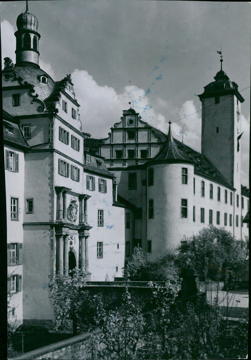 MERGENT MADE PUBLISHED ISSUE SIGNATURE - Vintage Photograph