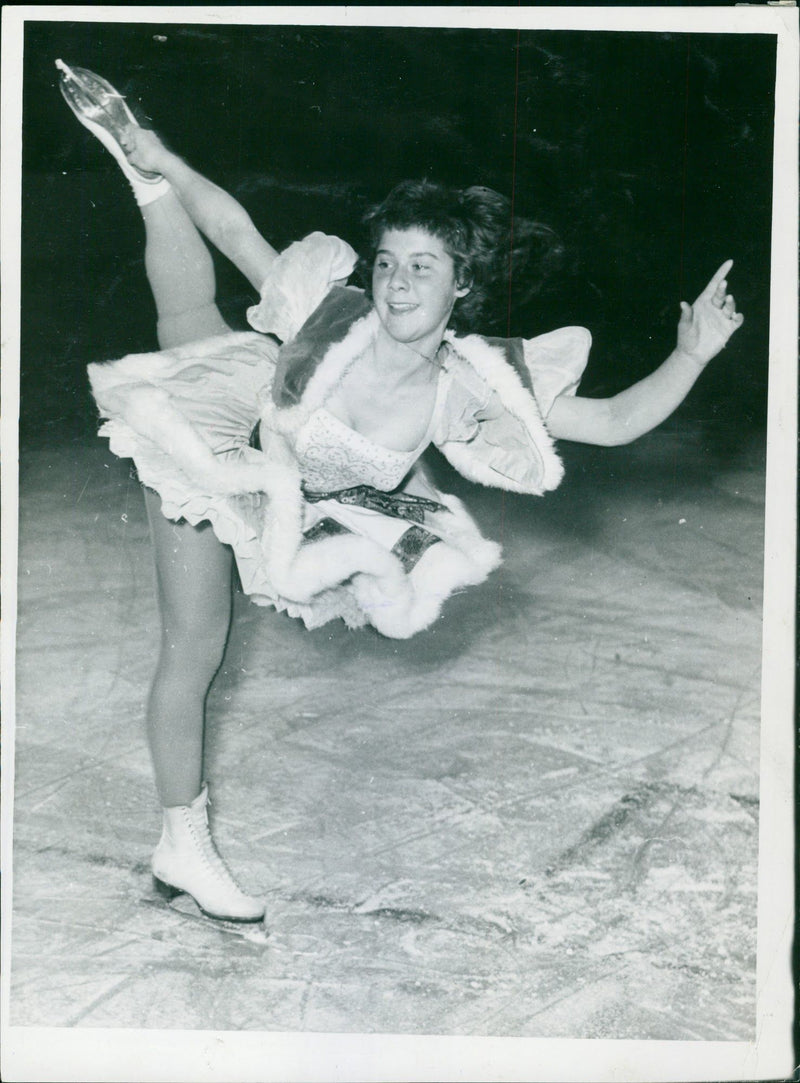 Figure skater - Vintage Photograph