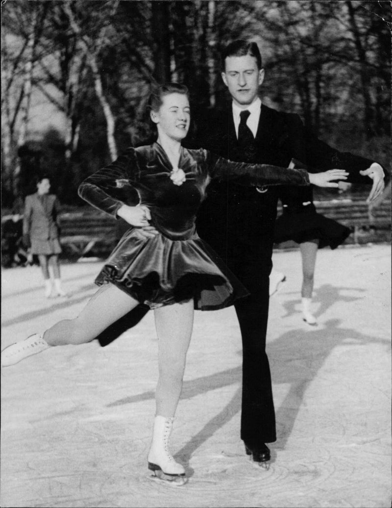 Gerda and Günther Noack - Vintage Photograph