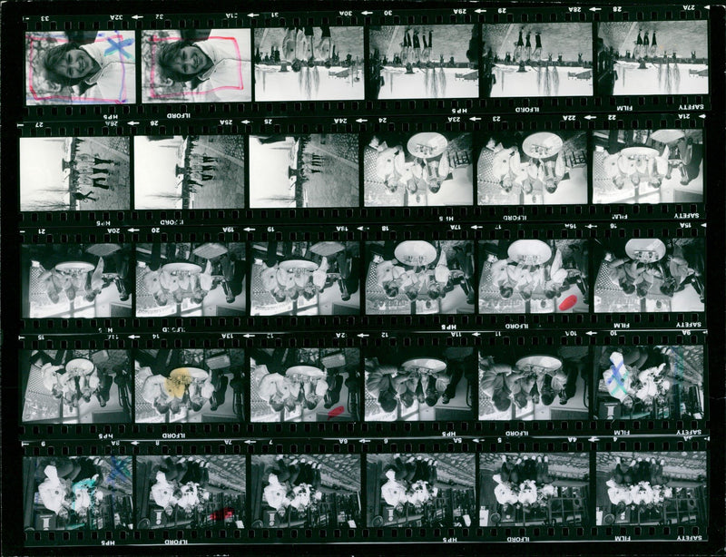 OLYMPIC WINTER PLAYING THONFELD FELICE SARAJEVO EVENT FREDTBUMMEL EUK FILM - Vintage Photograph