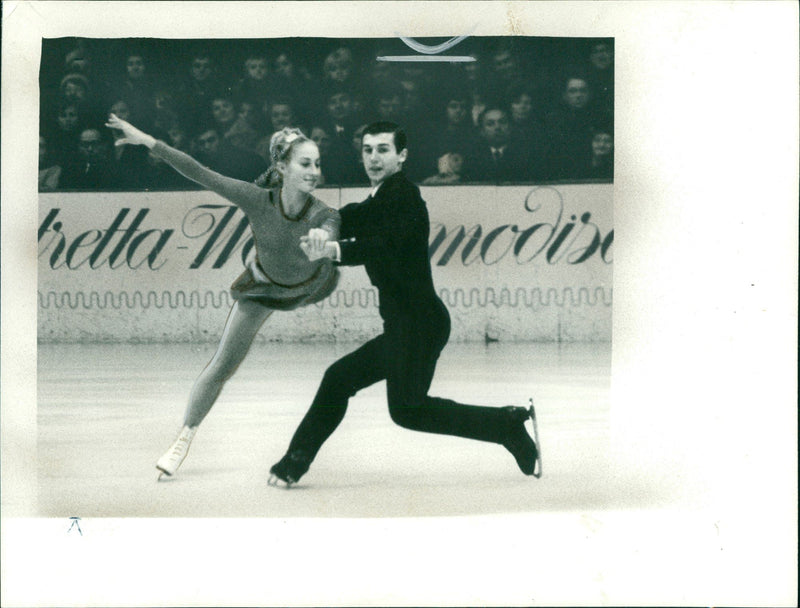 Lyudmila Smirnova & Andrei Suraikin - Vintage Photograph