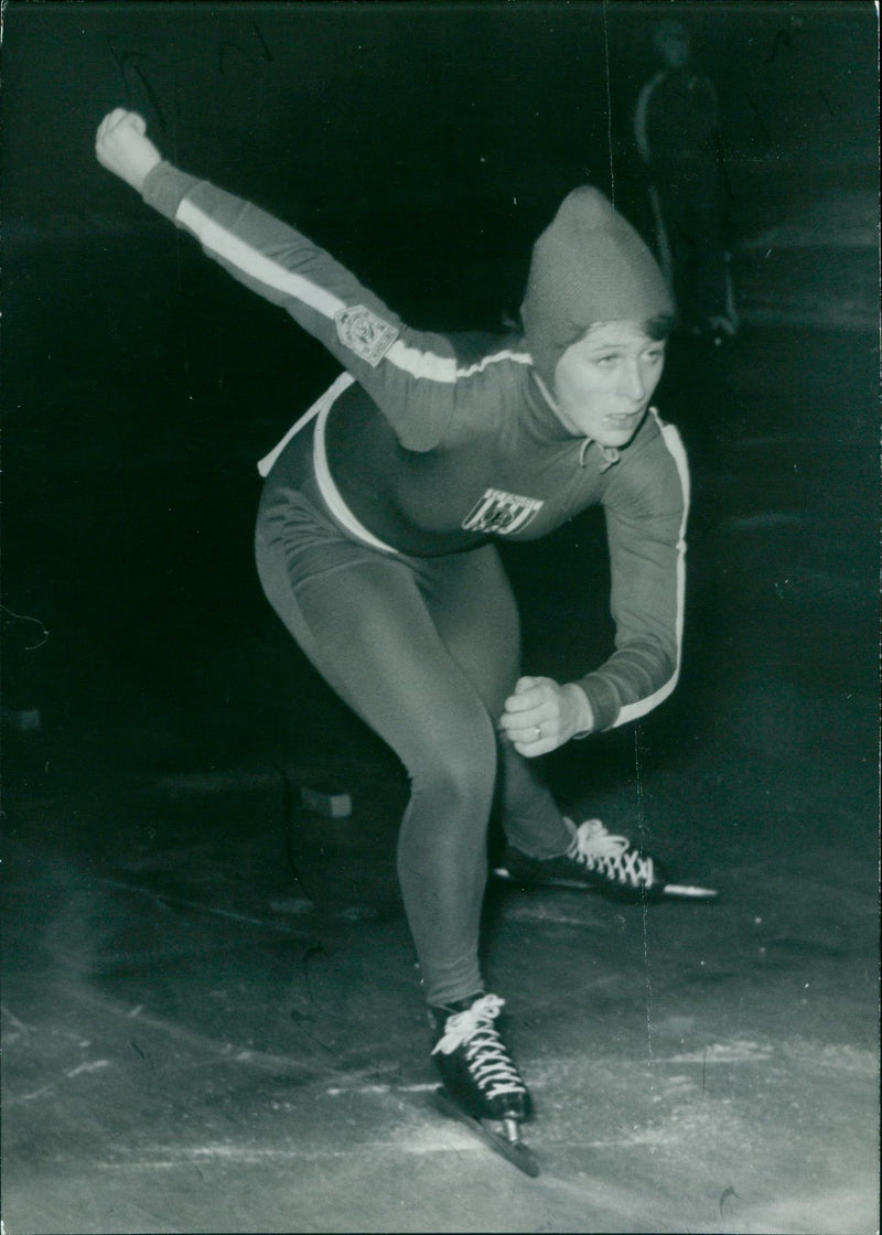 Eva pumpkin - Vintage Photograph