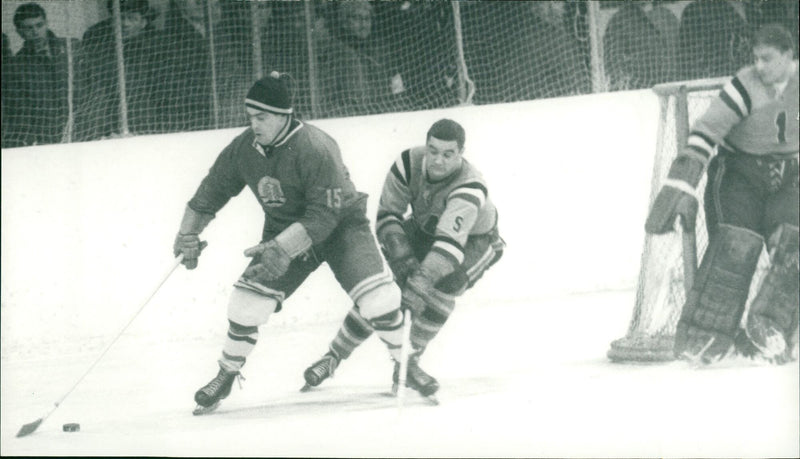 Ice hockey game GDR versus Canada - Vintage Photograph