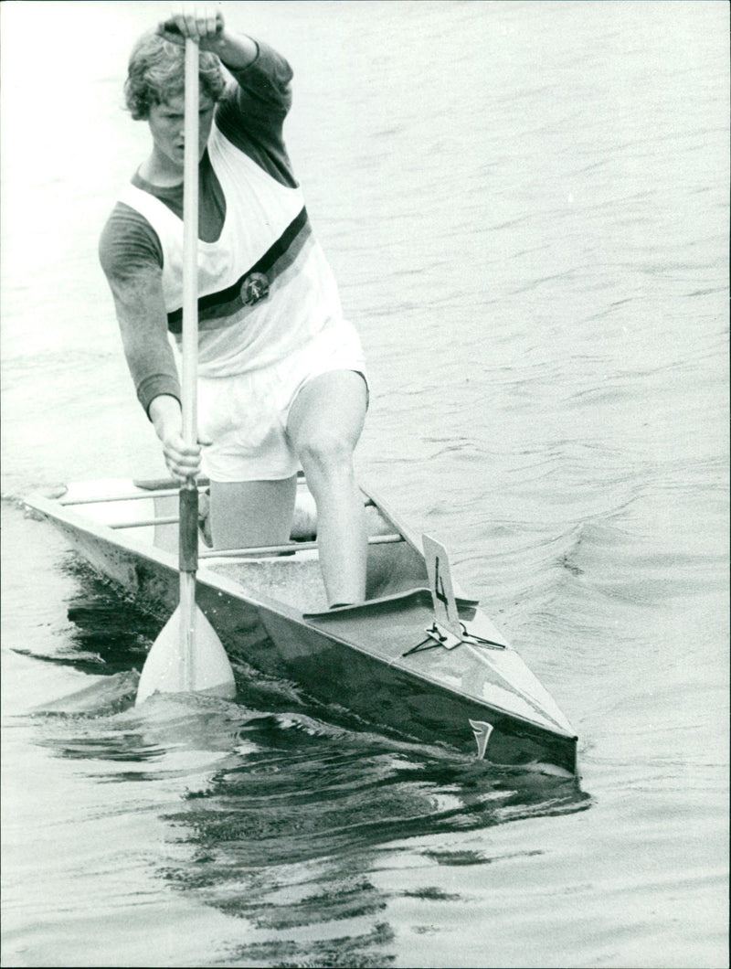 Youth competitions of friendship (canoe) - Vintage Photograph