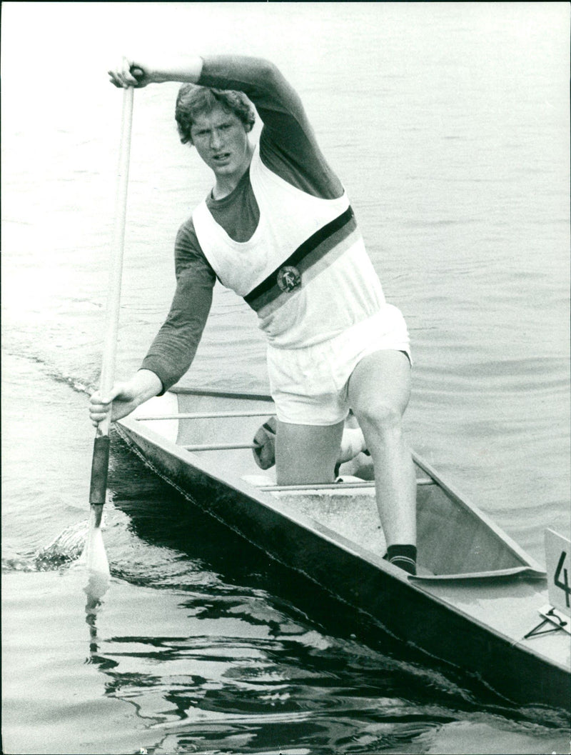 Youth competitions of friendship (canoe) - Vintage Photograph