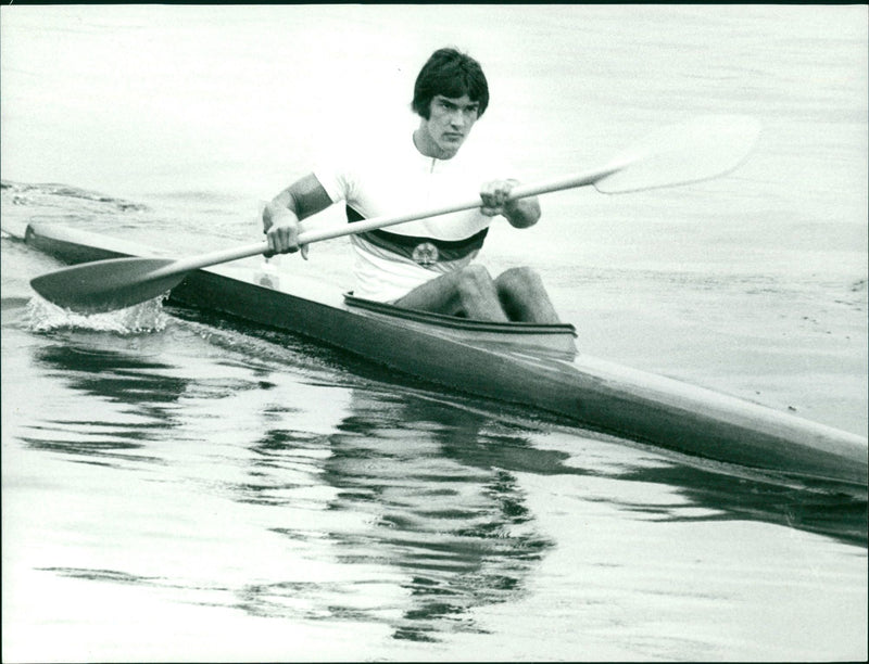 Youth competitions of friendship (canoe) - Vintage Photograph