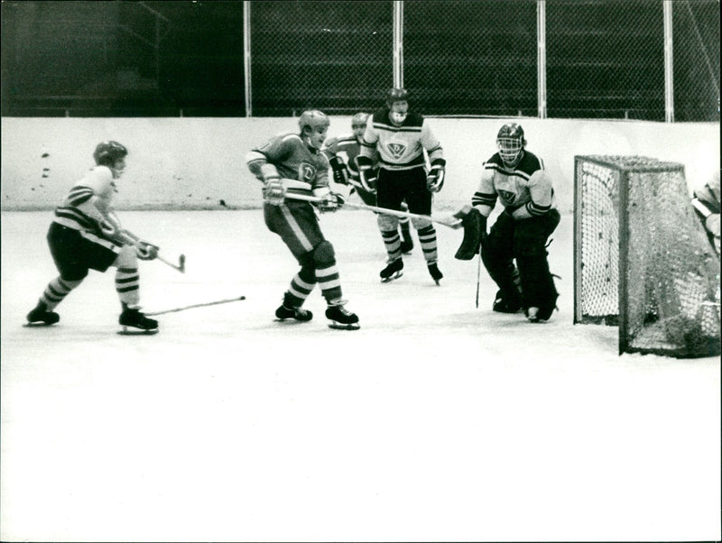 SC Dynamo Berlin vs. SG Dynamo Weißwasser 1978 - Vintage Photograph