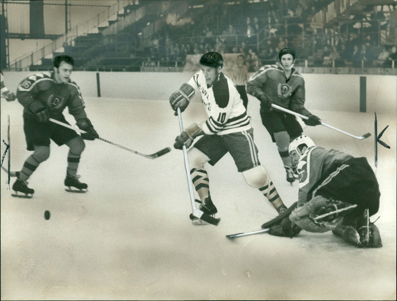 Ice hockey tournament Dynamo Moscow - Dynamo Berlin 1970 - Vintage Photograph