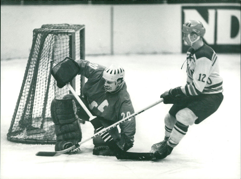 Ice hockey match Dynamo Berlin - TSC Berlin - Vintage Photograph