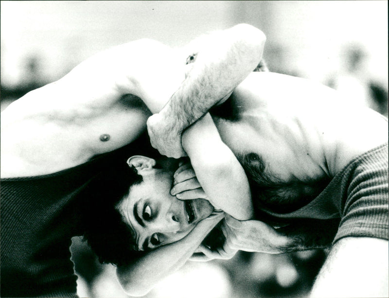 German wrestling team championship 1990 - Vintage Photograph