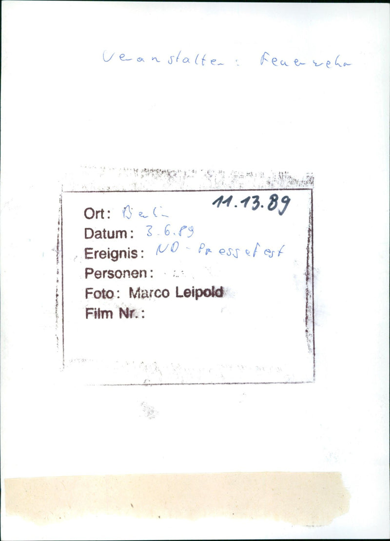 1989 PRESS FEST BERLIN HOSTED FIREFIGHTER AND MARCO LEIPOLD FILM - Vintage Photograph
