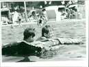 1989 STRANDBAD MUGGELSE LOCATION BELIZ DATE EVENT BEACH PEOPLE FILM - Vintage Photograph