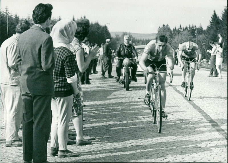 International peace trip - Vintage Photograph