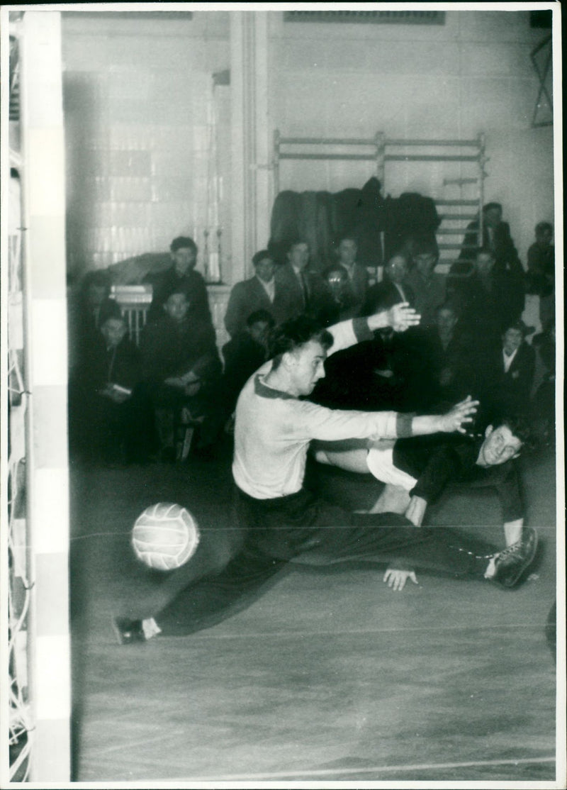 Handball Oberliga Season 2 1958 - Vintage Photograph