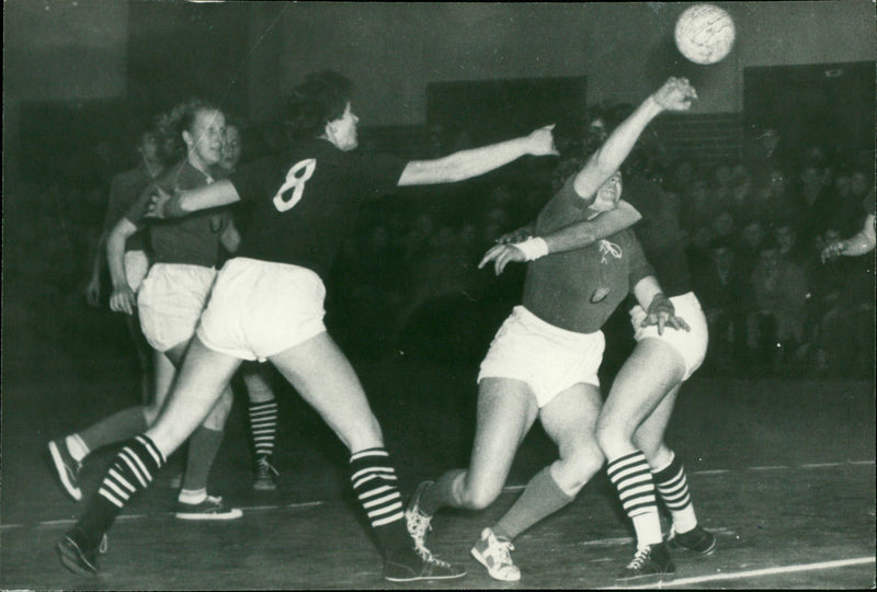 Indoor handball 1956 - Vintage Photograph