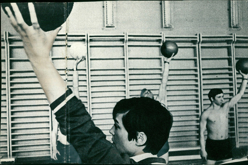 1914 THIS FILM UTZT DER GERMAN STANDS WHAT FREE GERMAN MOJIT JNE - Vintage Photograph