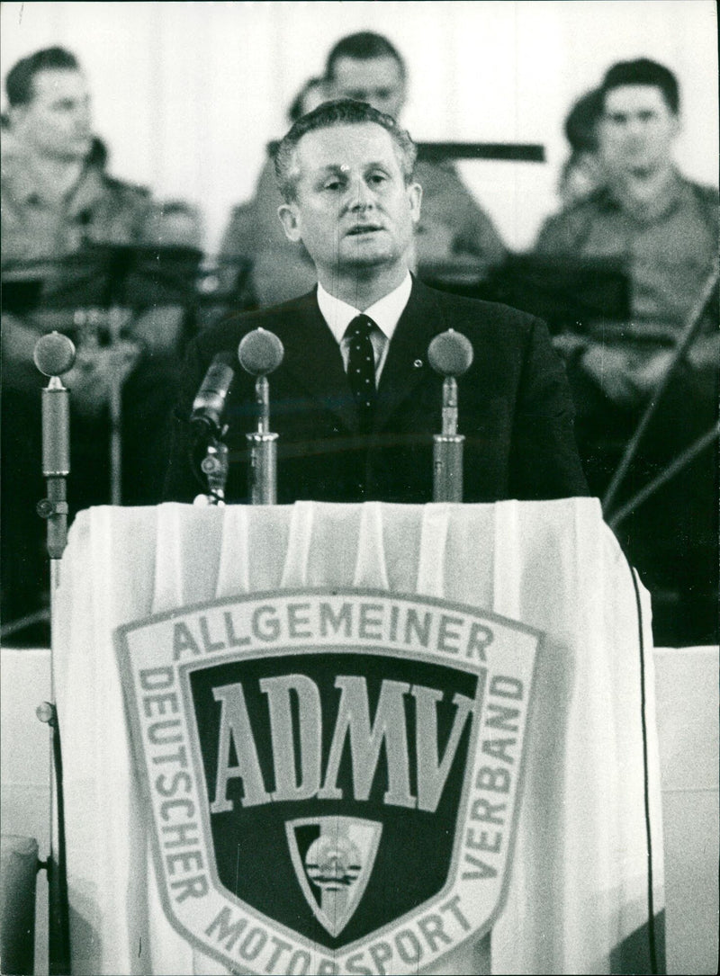 Dr. Günther noon - Vintage Photograph