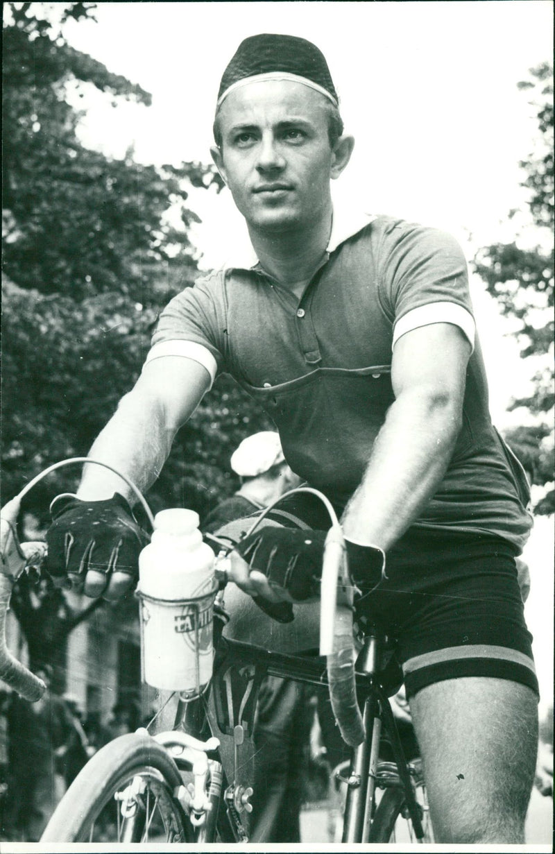 RUMANIZA RUMANZI RUMMANIZA SERIES WOMAN BIKINI - Vintage Photograph