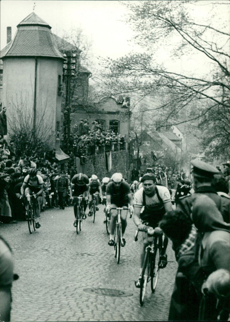 International Peace Tour 1956 - Vintage Photograph