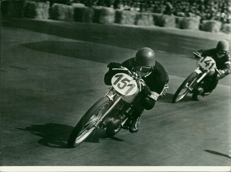 Motorcycle racing - Petruschke & Lensen - Vintage Photograph