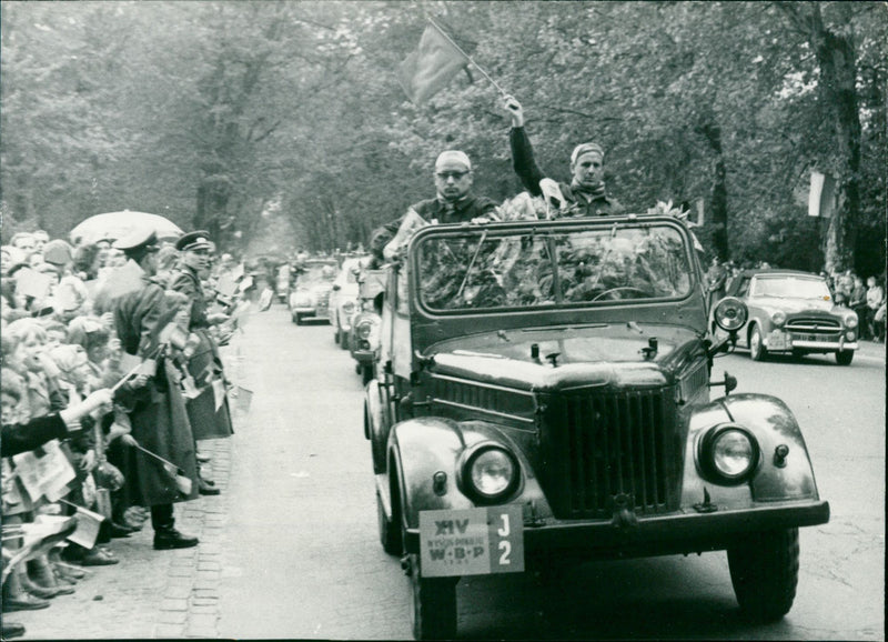 International Peace Tour 1961 - Vintage Photograph