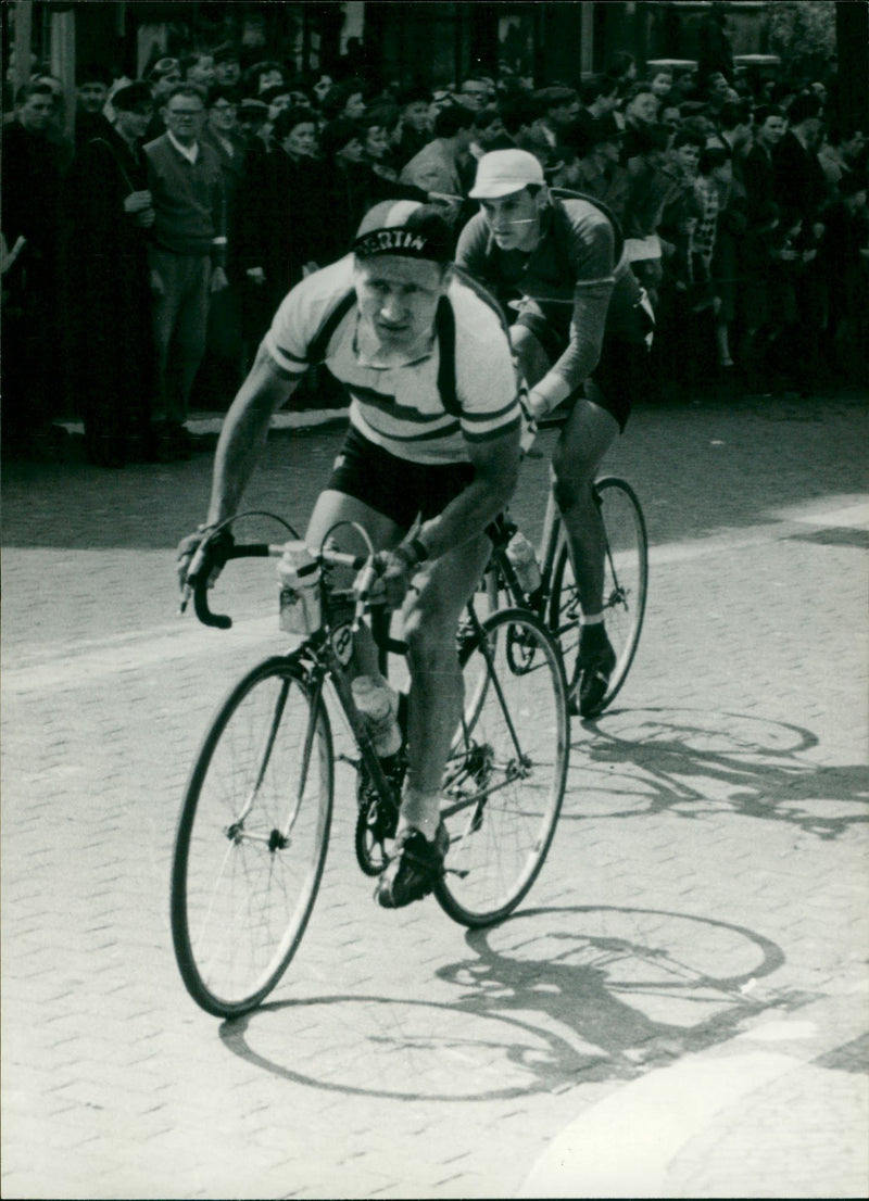 International Peace Tour 1956 - Vintage Photograph