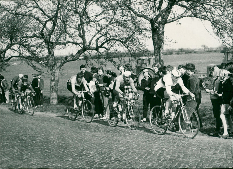 Klaus Ampler & Gainan Saidchushin - International Peace Tour '62 - Vintage Photograph