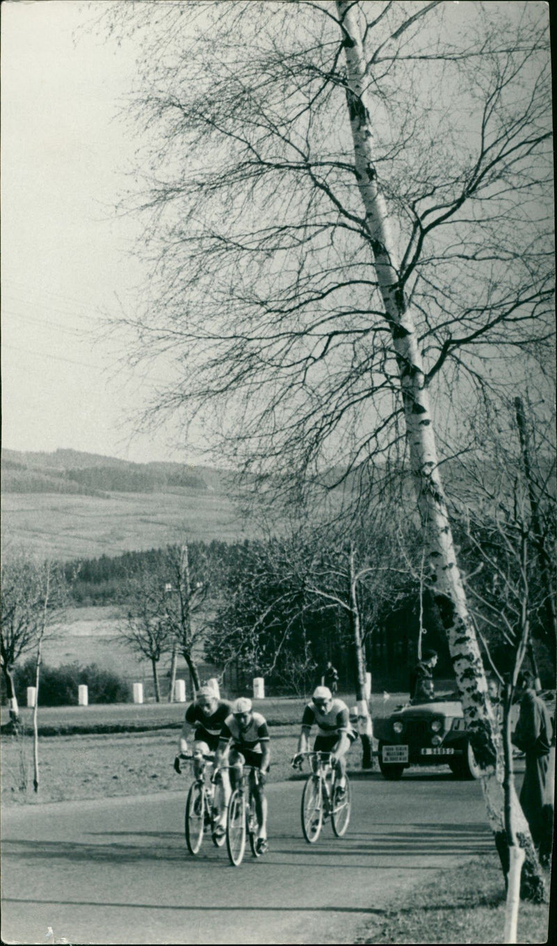 International peace trip - Vintage Photograph