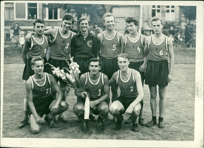 Gardelegen volleyball unit - Vintage Photograph