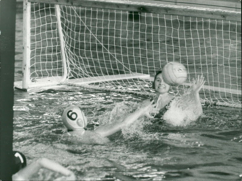 DSSV LADIES TOURNAMENT ALLE NEUSTADT TENUE BITTERFELD BEYER - Vintage Photograph