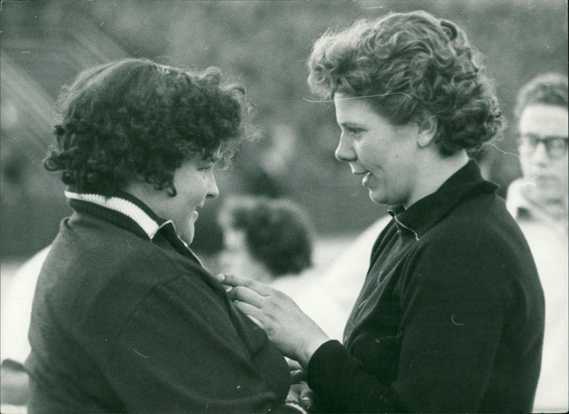 1958 ROCK JEESSOPEN JOULU SELAMMARUSIGE DDR LIVLIS FILM WELL - Vintage Photograph