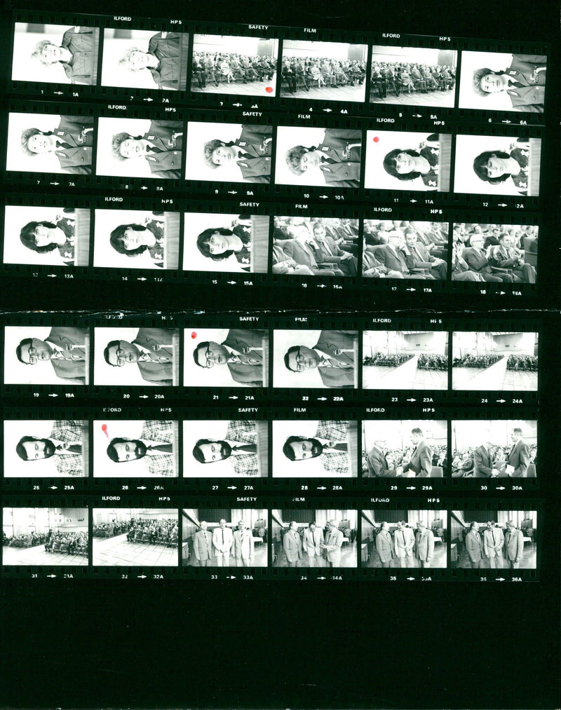 1985 COMITEE KOMIKER FUR FEST UND SPARTACIA HONECKER FILM - Vintage Photograph