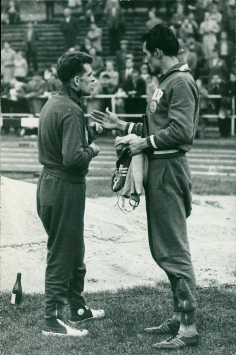 1958 ROCK JEESSOPEN JOULU SELAMMARUSIGE GDR LIVLIS HANIE RASMUSSEN A FILM WELL - Vintage Photograph